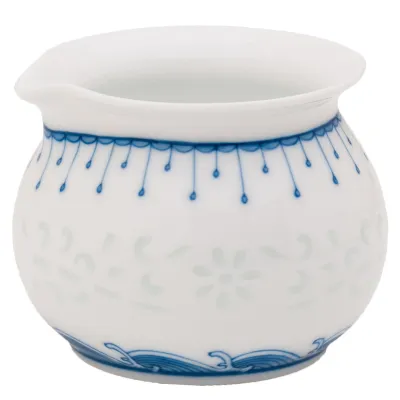 Rice Grain Fairness Pitcher with Waves